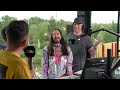 Capture de la vidéo Tomorrowland 2022 -  3 Are Legend (@Steveaoki - @Dimitrivegasandlikemike ) Interview