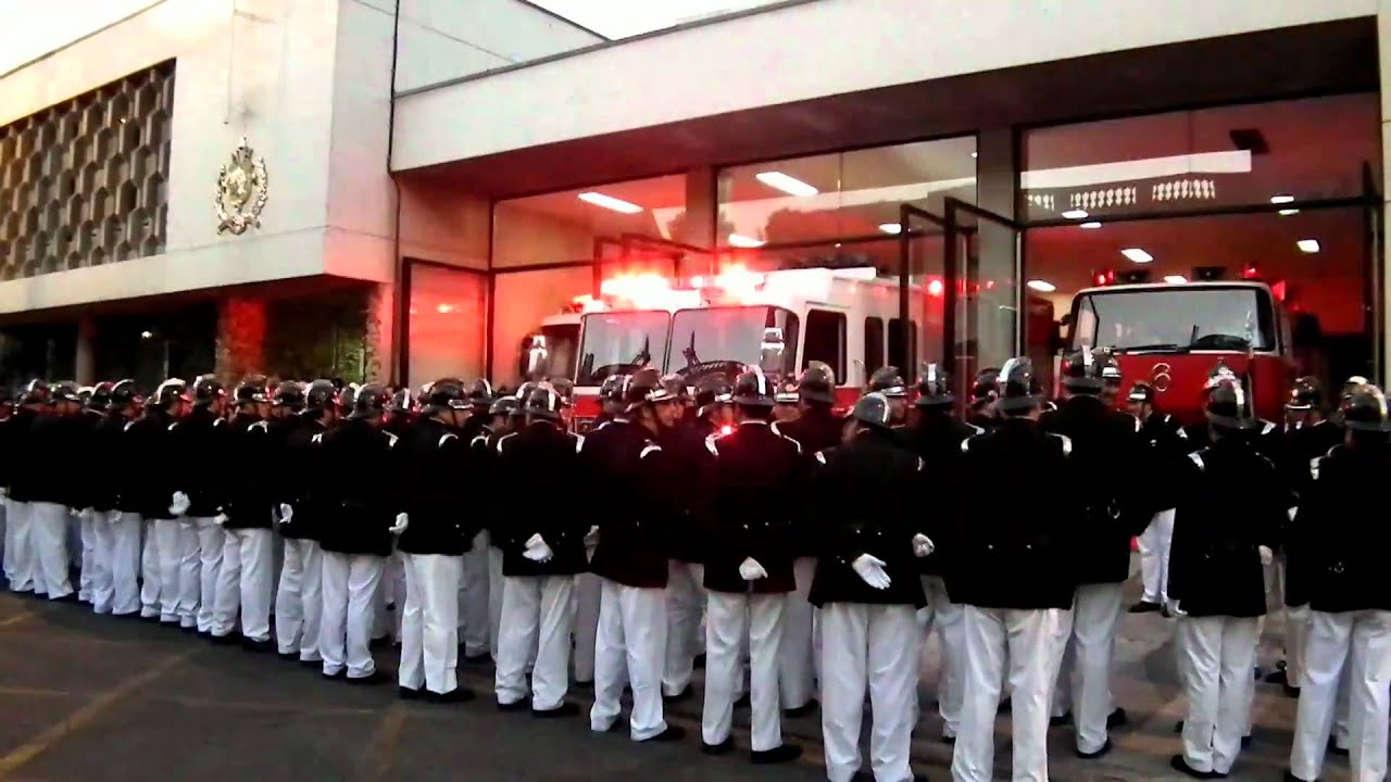 6ª Compañía de Bomberos de Santiago "Salvadores y Guardia de Propiedad", pone en servicio a RX6.