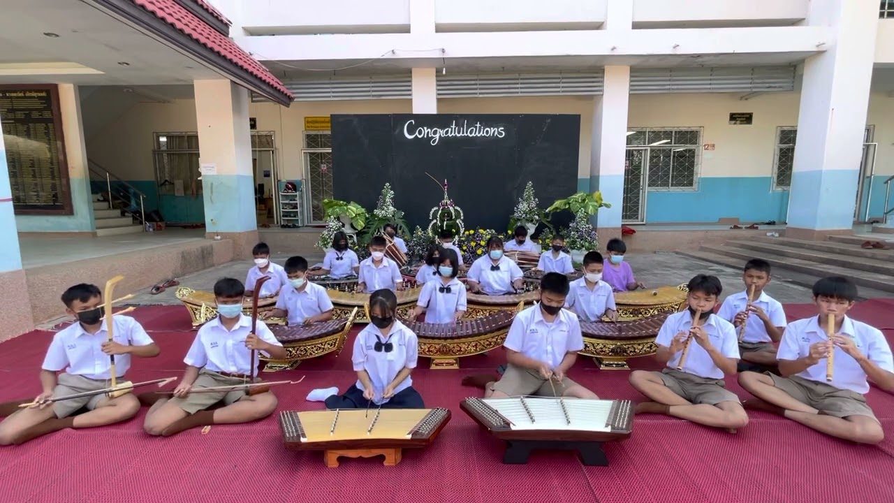 เพลงลาวจ้อย สองชั้น และเพลงลาวพุงขาว สองชั้น