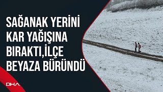 Başkale'de sağanak yerini kar yağışına bıraktı, ilçe beyaza büründü