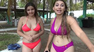 Saliendo De La Piscina Jaquelinne Y Cindy En Country Club La Piraya Con Sus Trajes De Baño Parte 7