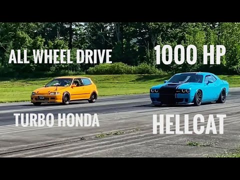 RACED A HONDA CIVIC IN A 1000 HP HELLCAT : EMBARRASSING