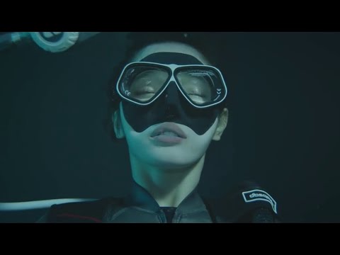 Frogwoman gets knocked out underwater!