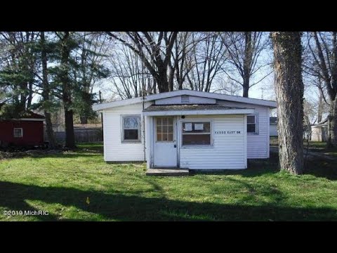 46800 East Drive, Decatur, MI home video tour