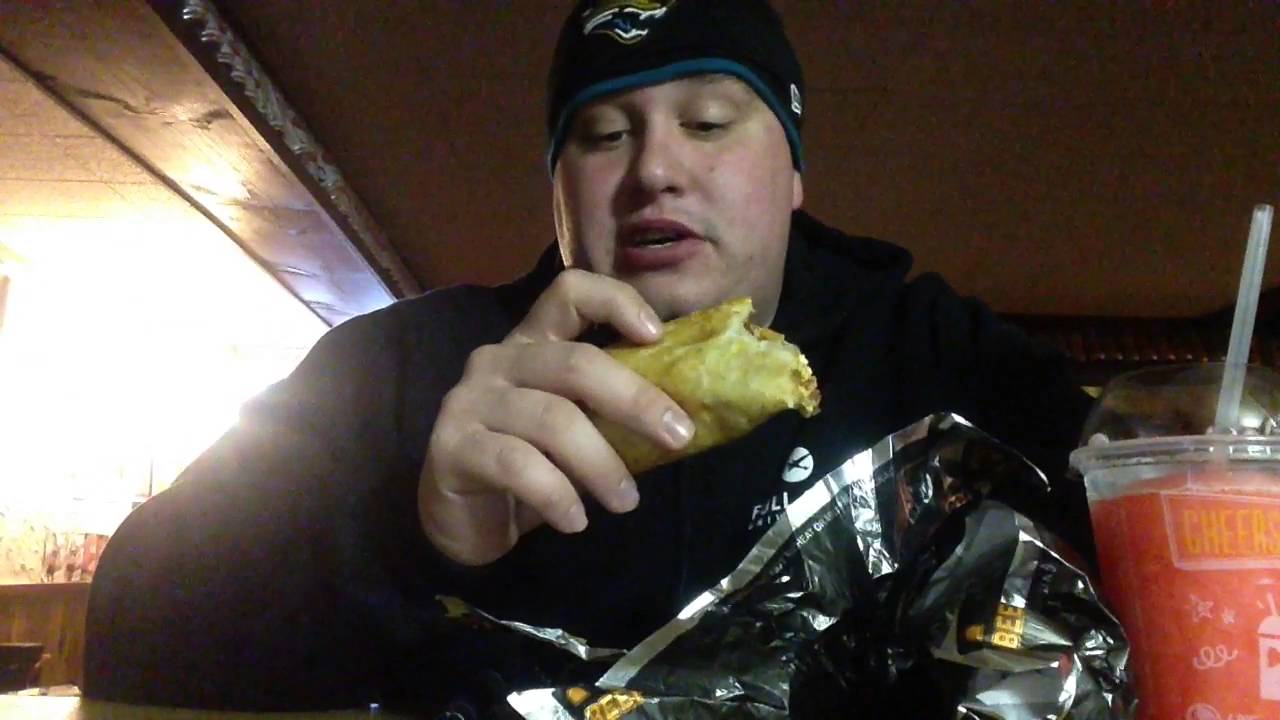 Food Review: Tacobell's Breakfast Quesalupa