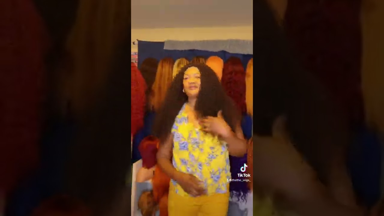 Thick Juicy❤️Closure Human hair  Hair info:24inch Curly wig +425 3198890 