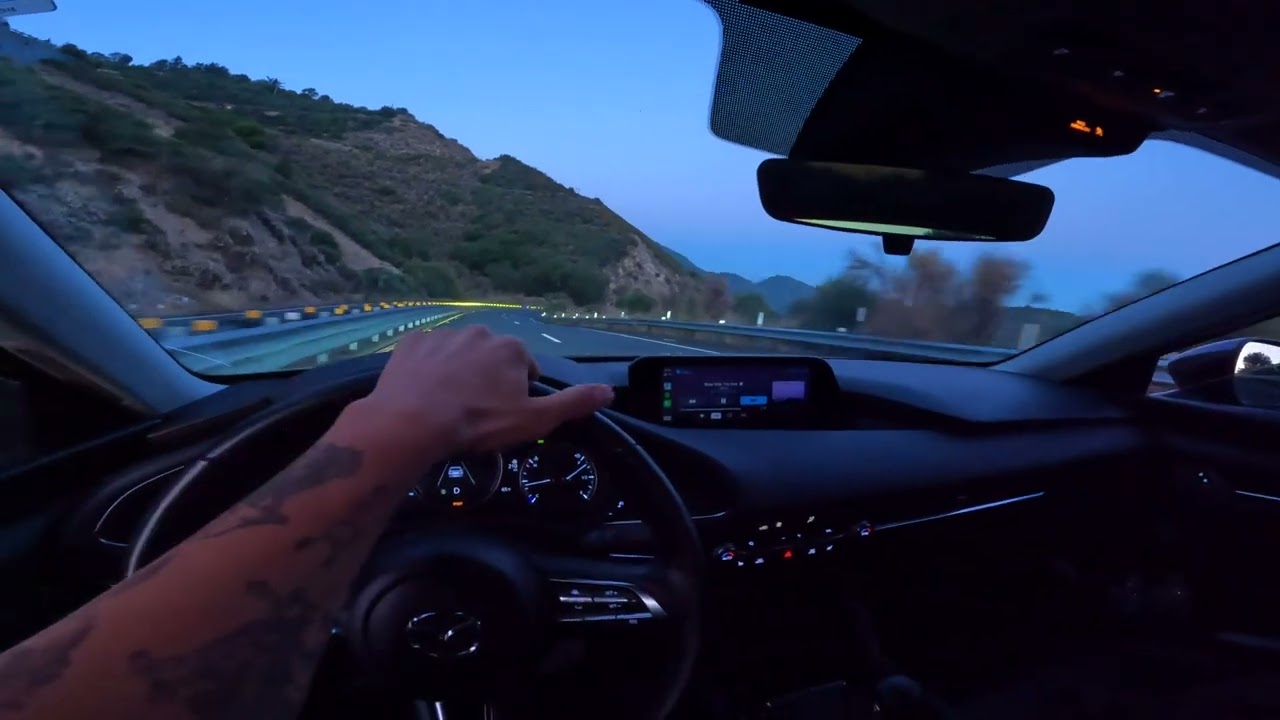 MAZDA 3 2022 SUNSET MOUNTAIN DRIVE