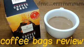 مراجعة أكياس القهوة Taylors Of Harrogate Hot Lava Java.