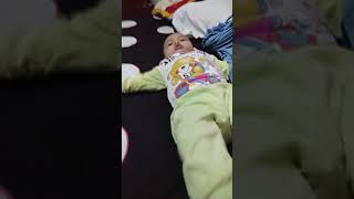 Anak Kalau Udah Mainan Air Liur Gemesin