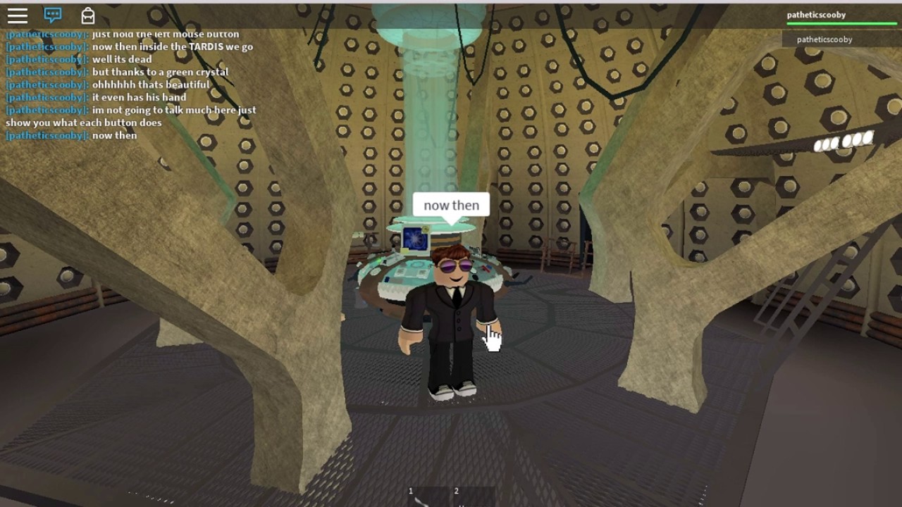 Doctor Who The Eleventh Doctors Tardis Roblox - dr elf roblox