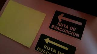 Vinil fotoluminiscente para letreros (uso unicamente para interior)