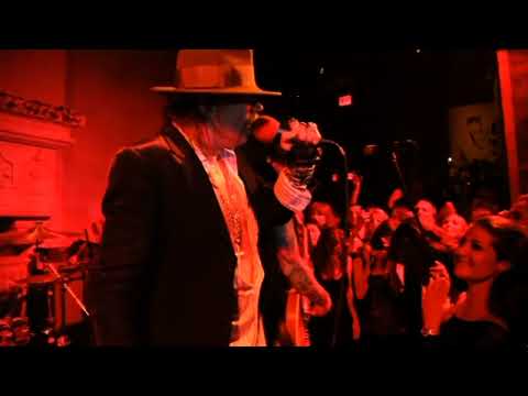Guns N' Roses - Rose Bar, New York, NY - DeLeon Tequila 2010