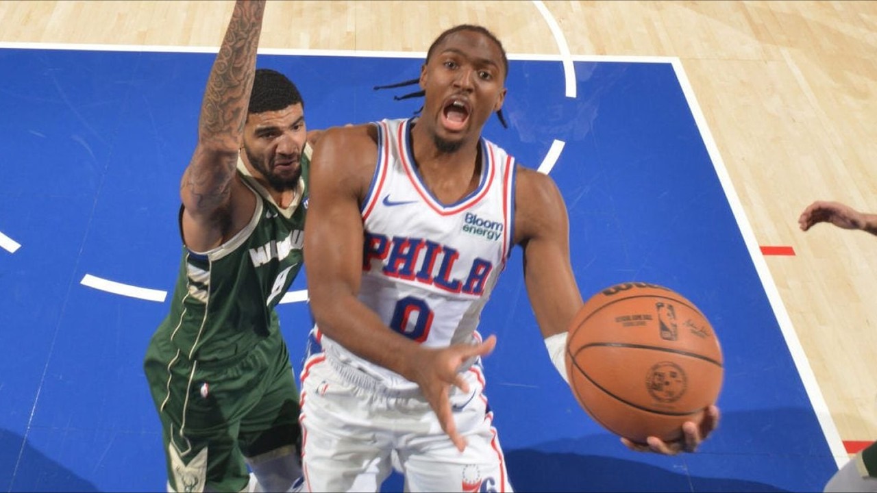 Joel Embiid Triple Double 28 Pts! Maxey Halfcourt 3 vs Bucks!