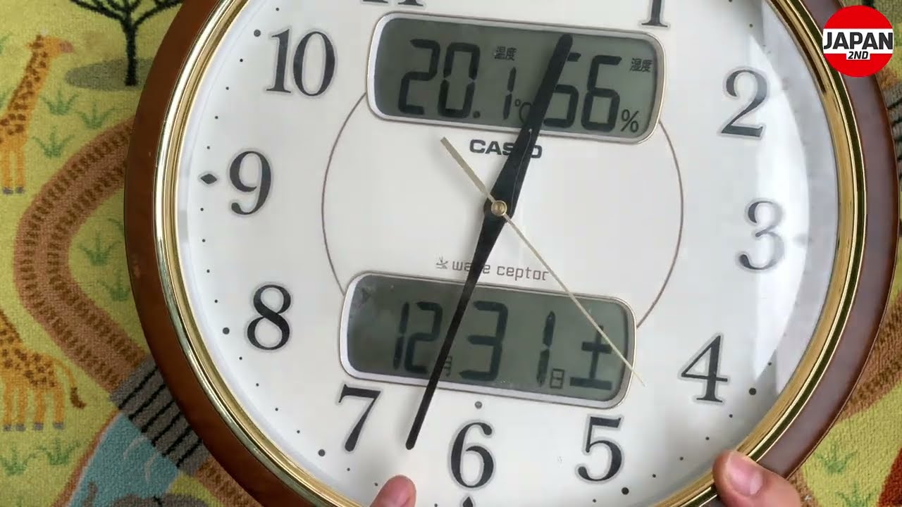 カシオ CASIO 壁掛け電波時計 丸型 メロディ時計 Melody clock Hygrometer Night view