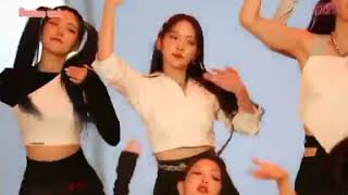 Fromis_9 Feel Good OT9 (lower quality, watch Behind the scenes vid for HQ)