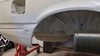 PART 10 - BMW E21 rear passenger side arch welding and finishing.