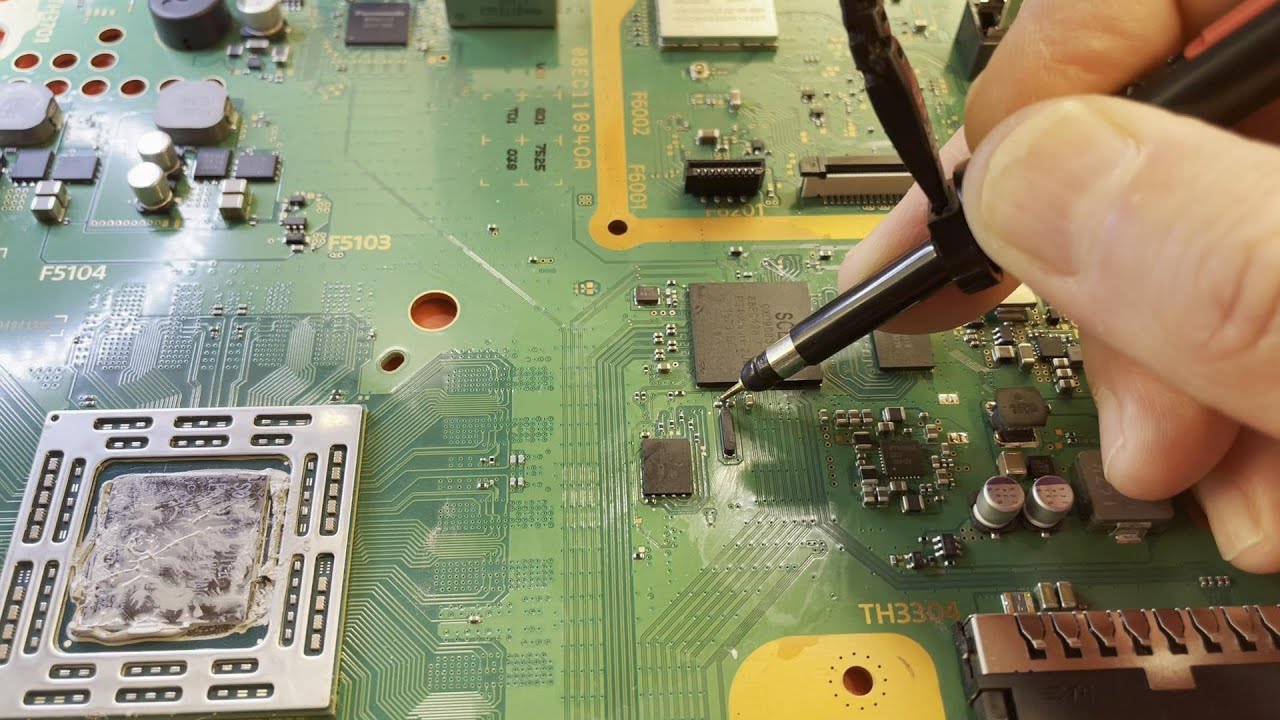 TOSHIBA ノートPC SSD Call of Duty 4ゾンビ打 maxresdefault.jpg