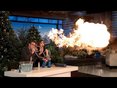 Steve Spangler&#039;s Science Experiments Took Ellie Kemper by Surprise