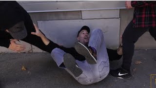 DEFENSE FROM MULTIPLE ATTACKERS ON THE GROUND #selfdefense #kravmaga #groundfighting