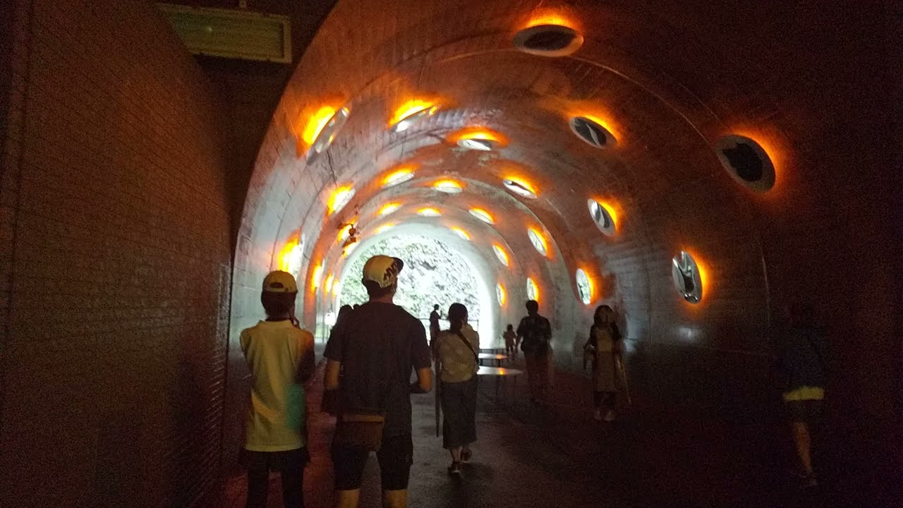 清津峡 大地の芸術祭の作品でもある不思議な空間 Youtube