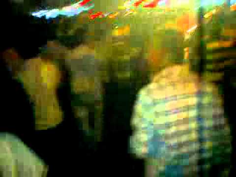 حلب بدر حلب الثوار أمام مشفى الحياة 17 8 2011