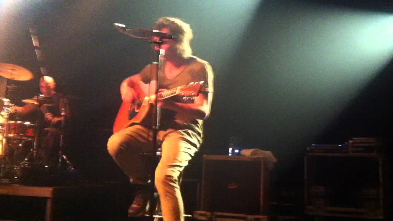 Duman- Gecmis olsun+Eski koprunun altinda Köln akustik konser 5 kasim 2011