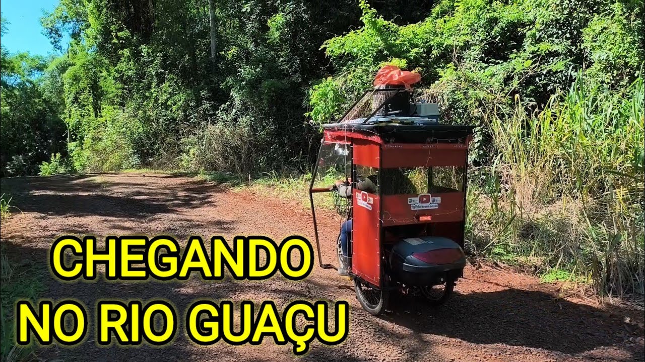 PESCANDO EM UM RIACHO NO MEIO DA MATA LUGAR LINDO E ACONCHEGANTE.