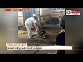 முதியவரை கண்மூடித்தனமாக இரத்தம் வரும் அளவுக்கு தாக்கிய மர்ம நபர்