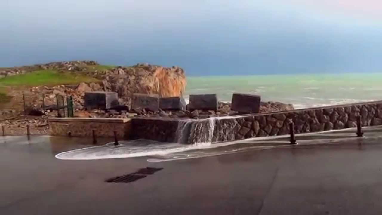 24-GRANDES OLAS OSTENDE-PEDREGAL.CASTRO URDIALES.CANTABRIA.