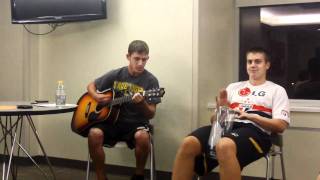 Dos Muchachos - 4 Chord Song