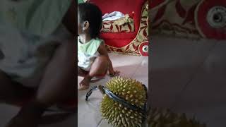 Dex Ajeng Mau Makan Durian