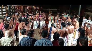 നെല്ലുവായ് ശ്രീ ധന്വന്തരി ക്ഷേത്രം പഞ്ചവാദ്യം