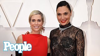 Kristen Wiig Says She 'Really Fell in Love' With Gal Gadot While Filming Wonder Woman 1984 | People