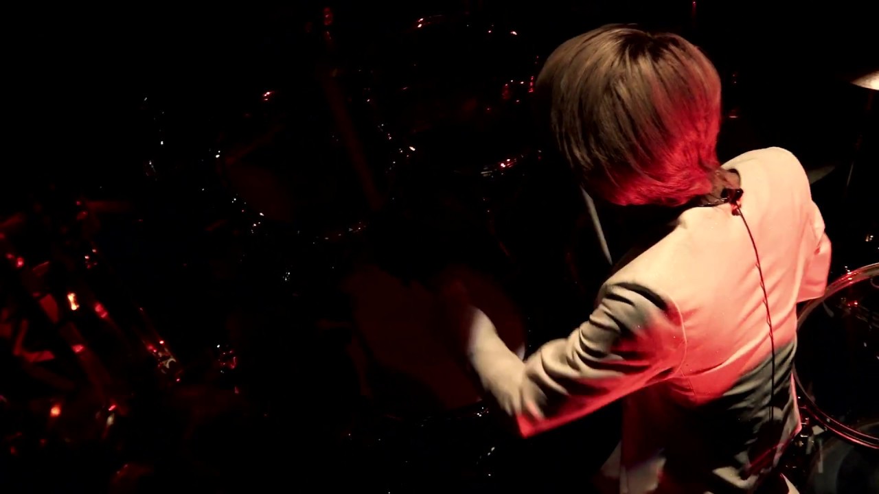 DIR EN GREY - DIABOLOS