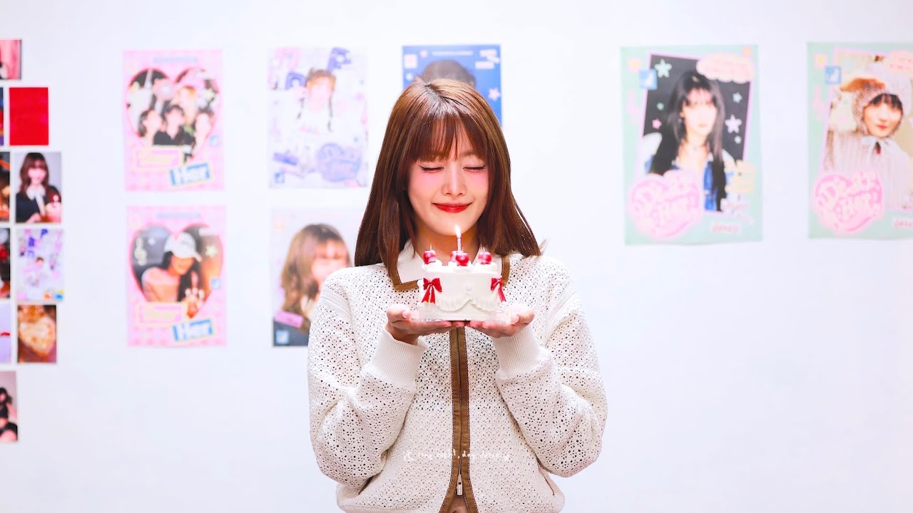 251025 아이들 민니 방콕 생일카페 방문 직캠 i-dle MINNIE fancam