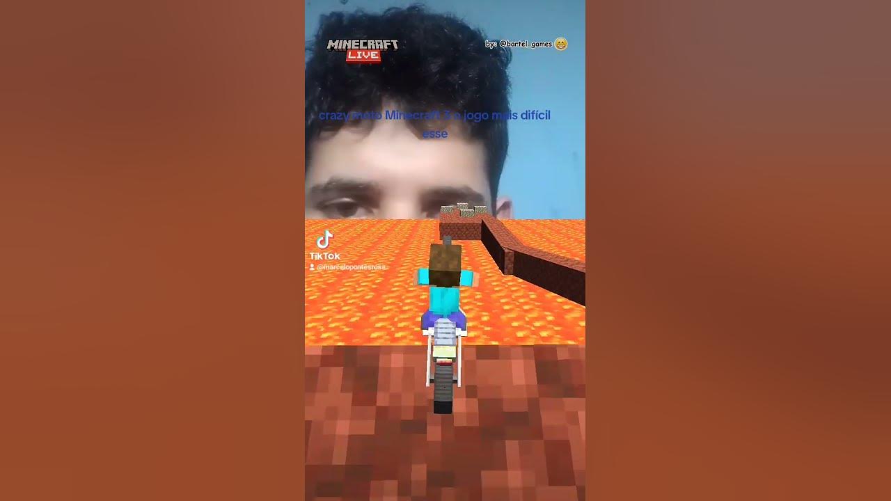 Esse joguinho de moto chamado Crazy Moto Minecraft 5 tá muito difícil.