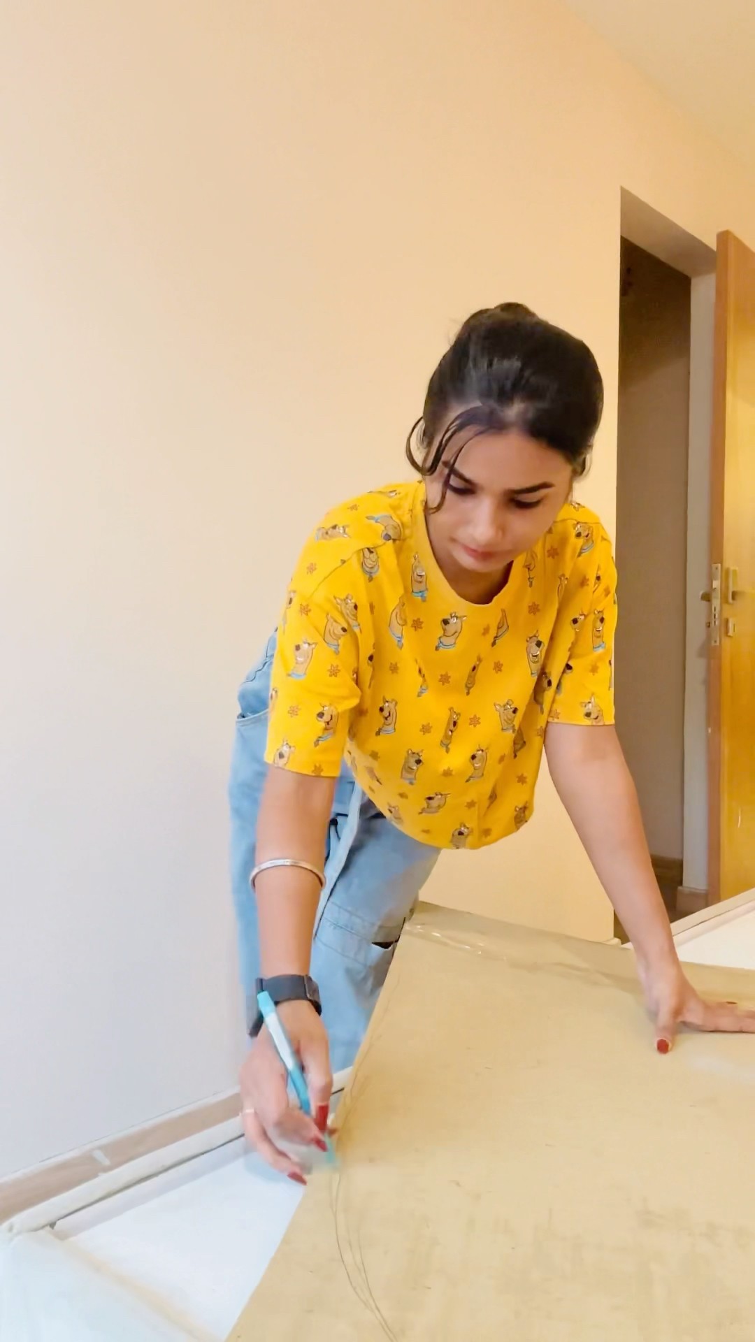 DIY New Home Mirror ? #crafteraditi #handmade #diy #shorts #newhome #home  @CrafterAditi