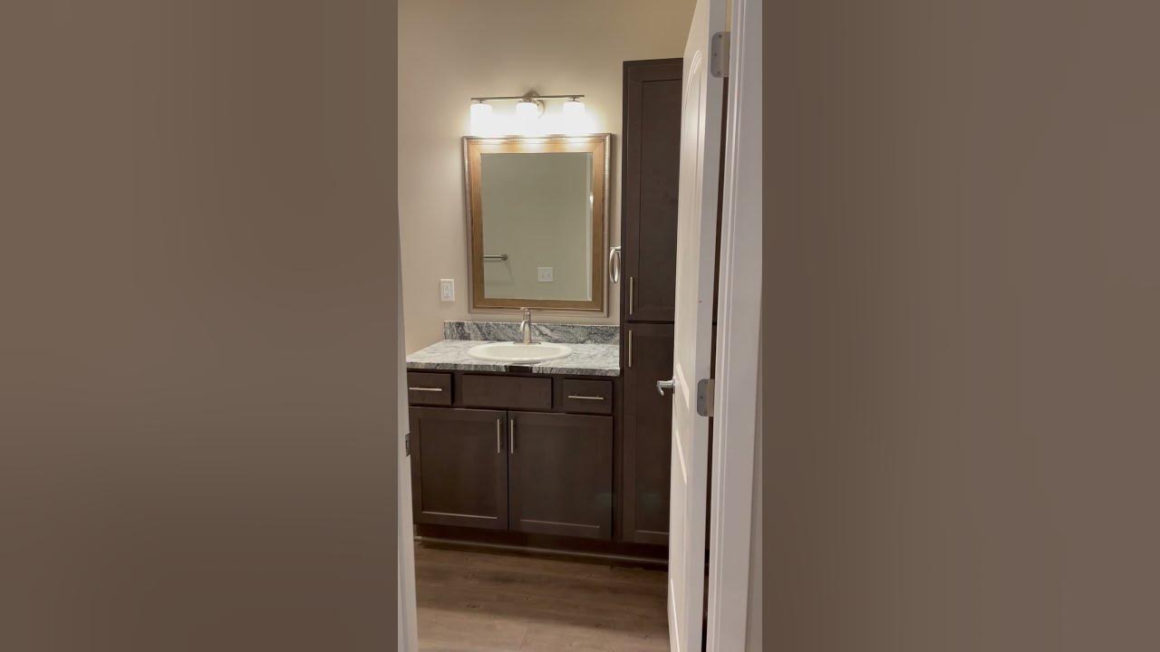 2BR (E2 Layout), Hickman Hills Apts,18820 S 54 street YouTube