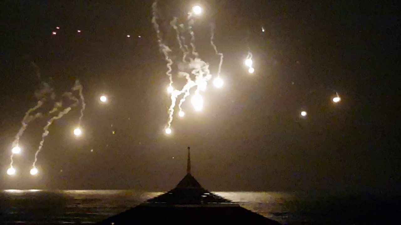 Military Live Fire Display Muizenber 19 Feb 2019 - YouTube