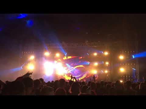 Eats everything B2B Patrick topping cream fields 2017