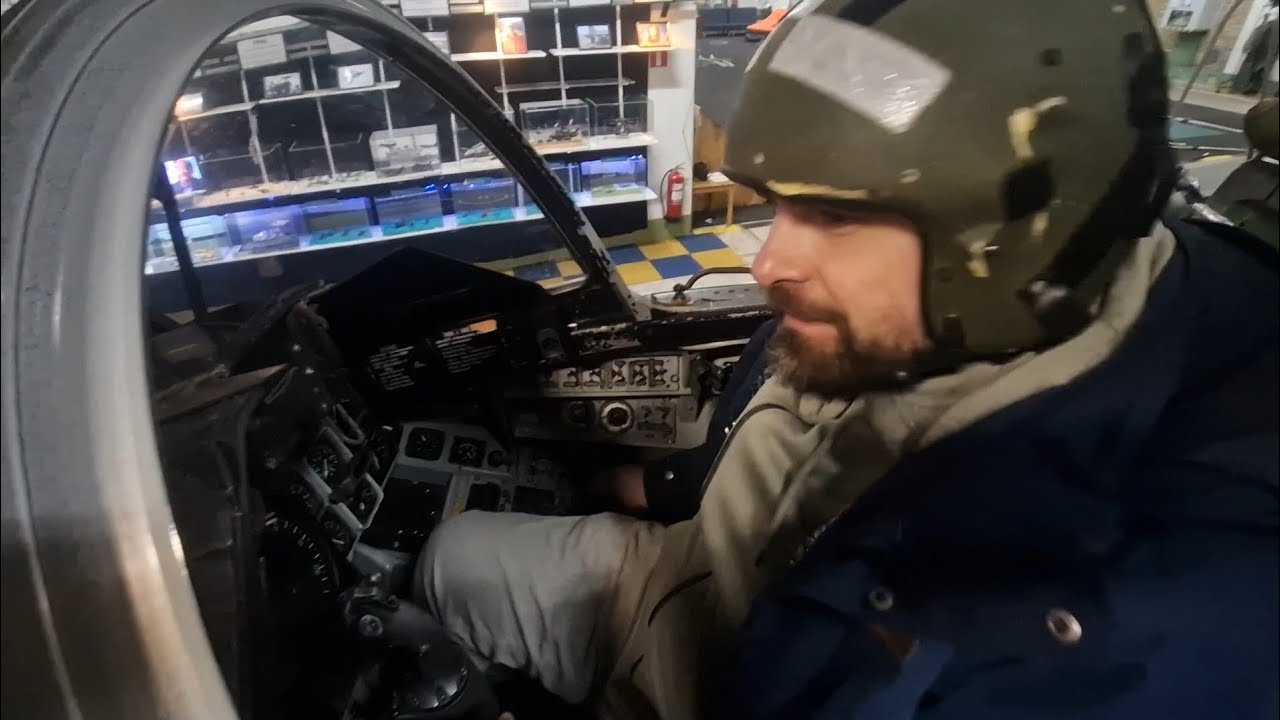 S28E12 Simuliacija. Aviacijos Muziejus.