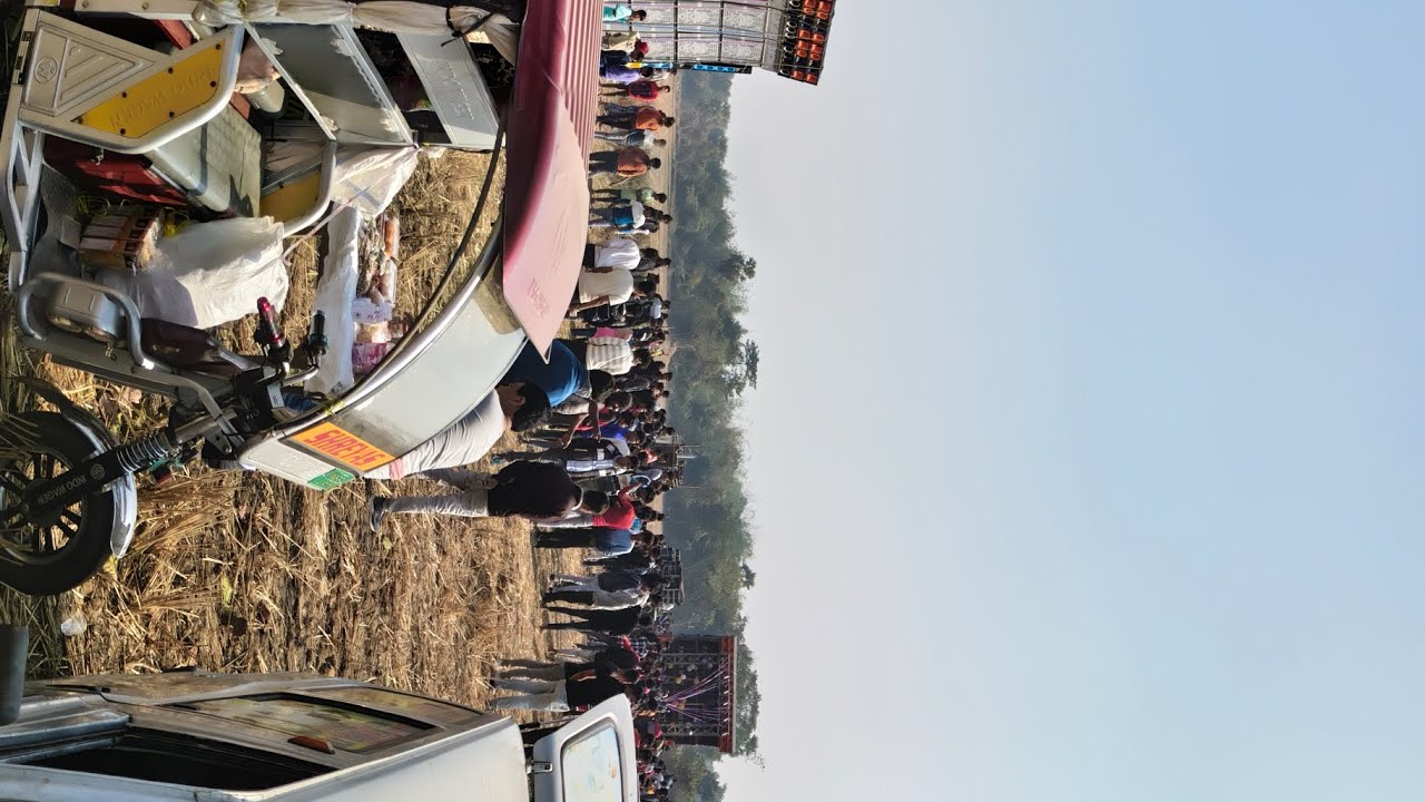 ফানকার সাউন্ড মাঠে ইন্টি নিচ্ছে হাদিউল কা পাতার মাঠ