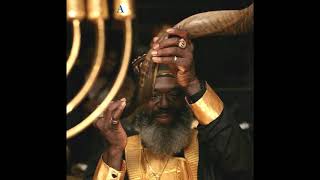 Spiritual Warfare| Shofar Sounds AND Thunder| EXTREMELY LOUD