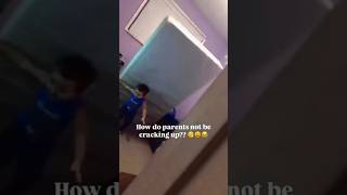 He learned f*ck around and find out the hard way 😂 #asl #funny #signlanguage