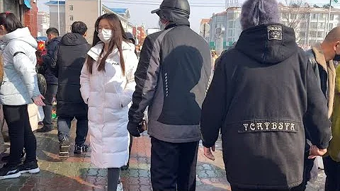 中俄朝三國邊境菜市場，比平常的價格貴為啥？朝鮮族姑娘真好看【東北鴨蛋說白了】 - 天天要聞