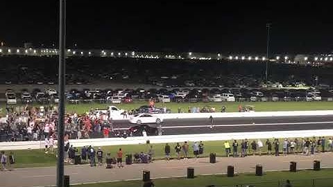 2014 Audi S8 vs 2018 Porsche Carrera 911 Turbo