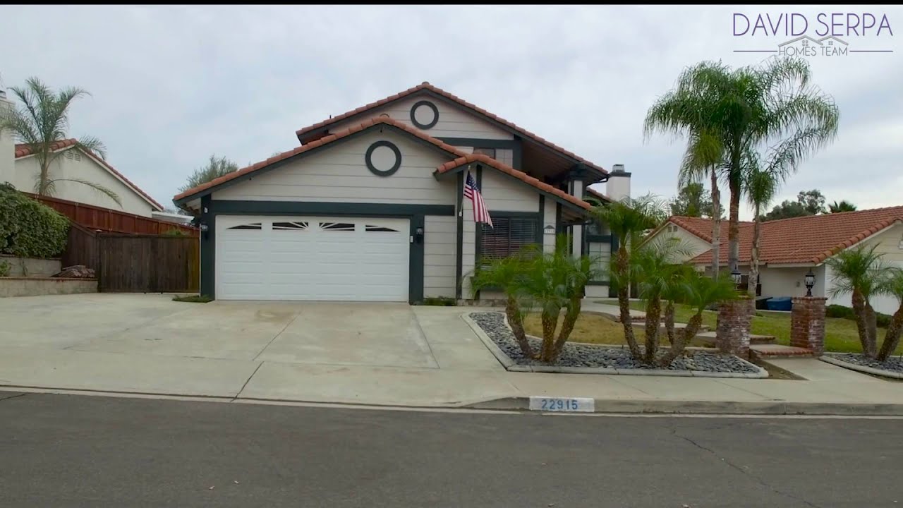 Wildomar POOL Home with Gated RV Parking and a Deck off the Master