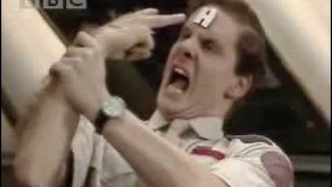 Cat Loves Fish! - Red Dwarf - BBC