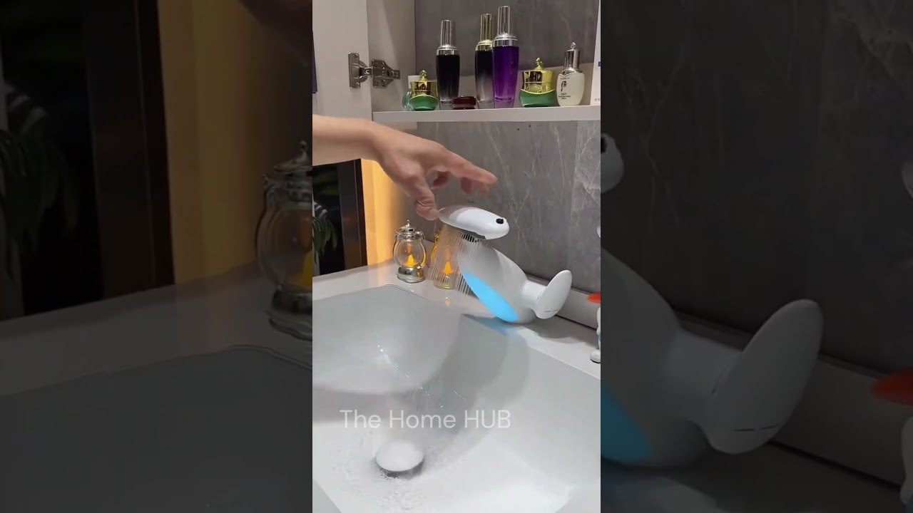 ✨ LED Waterfall Bathroom Faucet – 4 Modes + 360° Pull-Out Sprayer! 