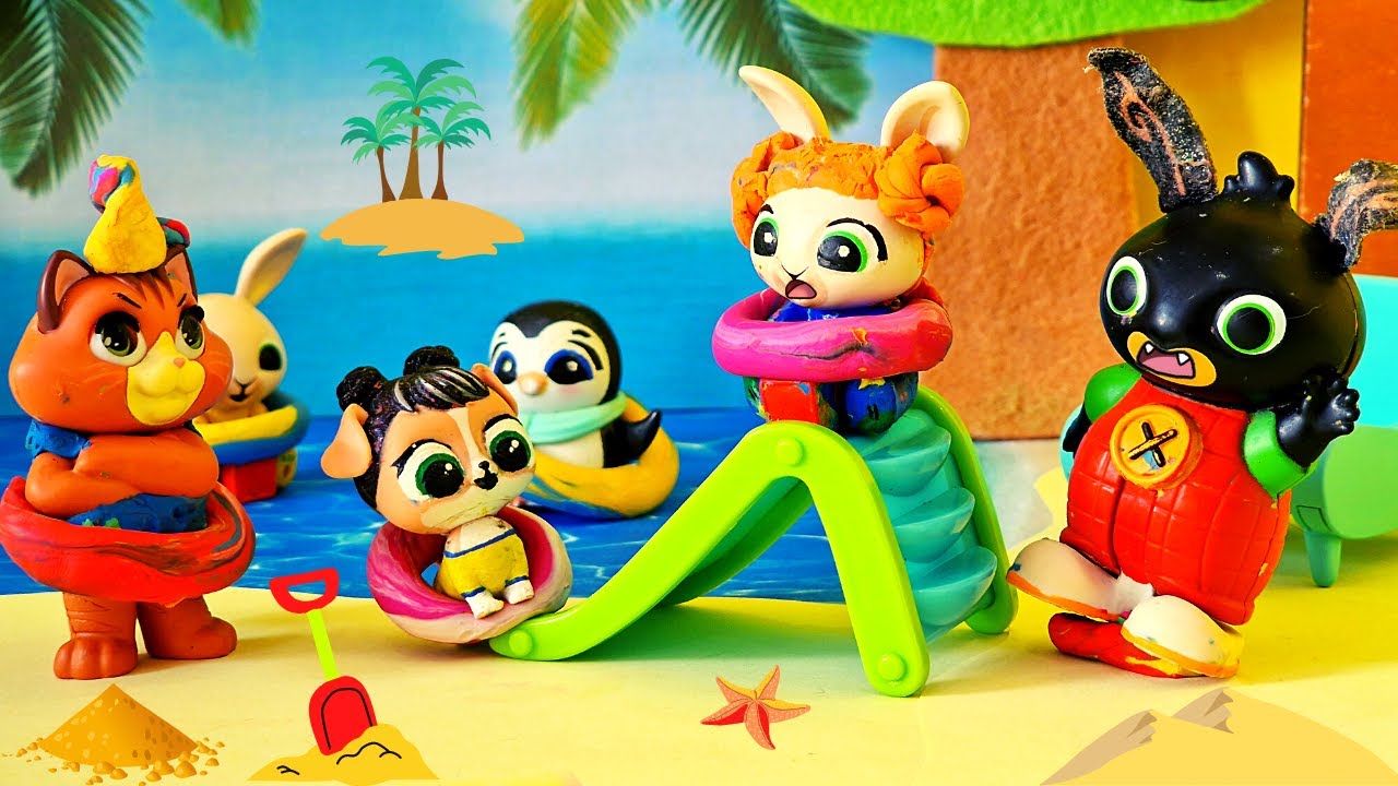 I cuccioli vogliono fare il bagno al mare ma il bagnino dice NO! 🏖️❌🌊